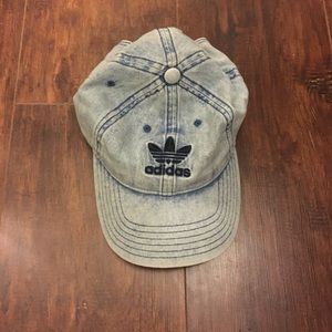 Adidas Stone washed hat